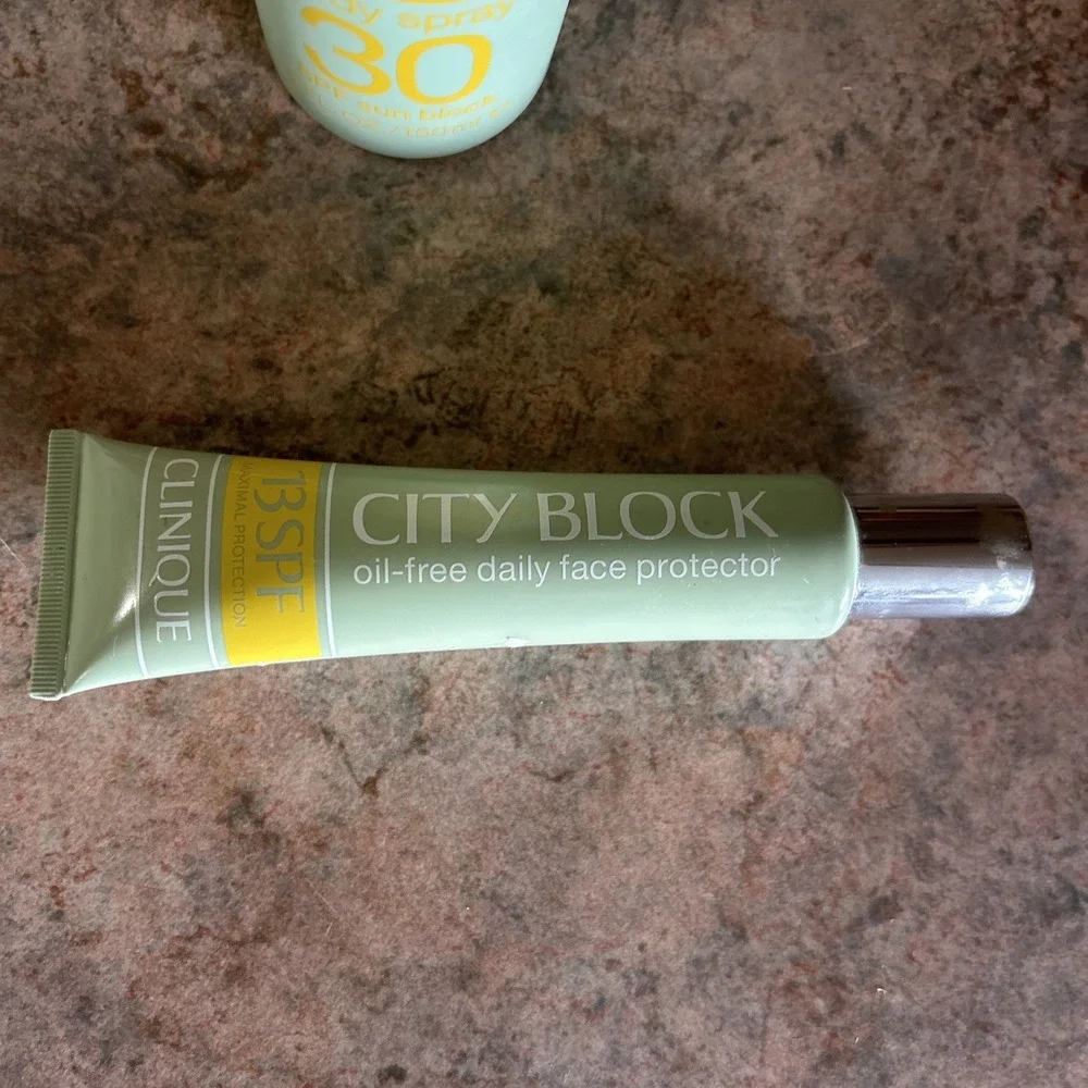 Clinique Sun Care Lot Body SPF 30 City block Face SPF 13 New And HTF